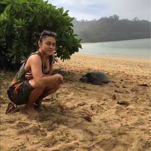 Meet your Posher, Amaya